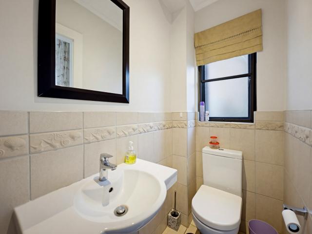 Townhouse for sale in Princess Grant, Kwazulu-natal