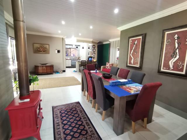 Townhouse for sale in Oranjeville, Free State