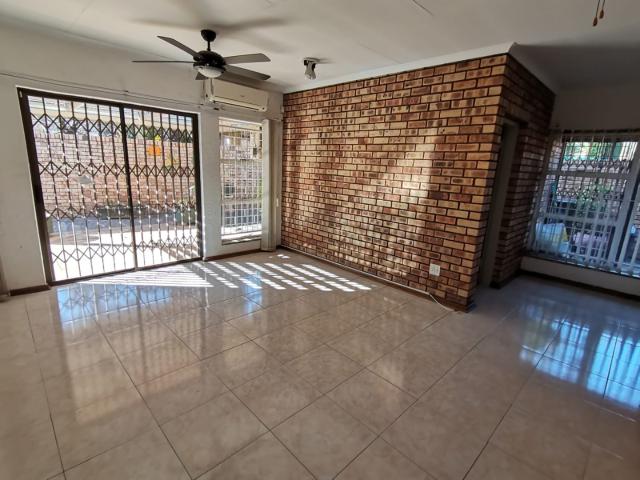 Townhouse for sale in Sedibeng, Gauteng
