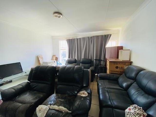 Townhouse for sale in Ekurhuleni, Gauteng
