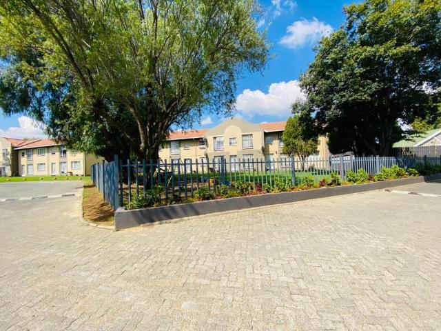 Townhouse for sale in Ekurhuleni, Gauteng
