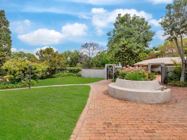 Townhouse for sale in Victory Park, Johannesburg