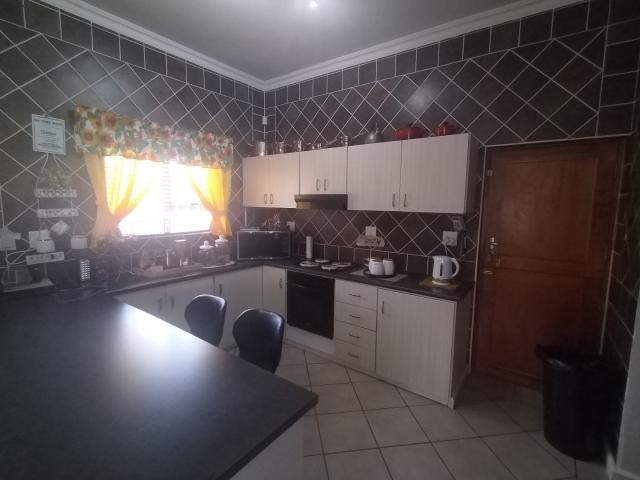 Townhouse for sale in West Coast, Britannia Bay