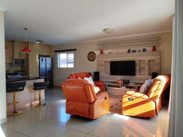 Townhouse for sale in West Coast, Britannia Bay