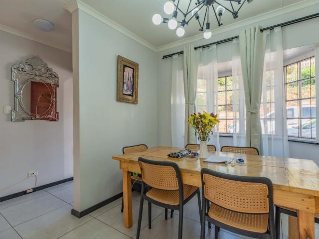 Townhouse for sale in Hillcrest, Kwazulu-natal