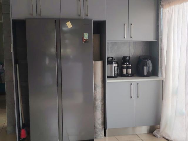 Townhouse for sale in Waterkloof, Gauteng