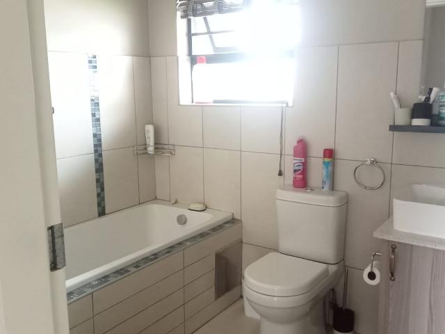 Townhouse for sale in Tlhabane, North West