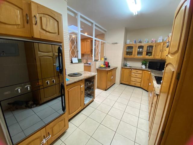 Townhouse for sale in Waterkloof, Gauteng