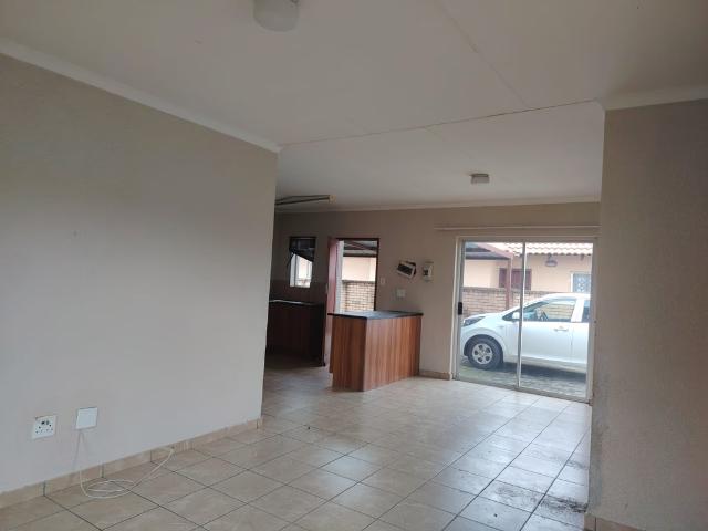 Townhouse for sale in Tlhabane, North West