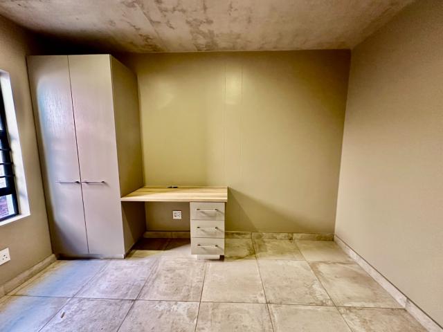 Townhouse for sale in Waterkloof, Gauteng
