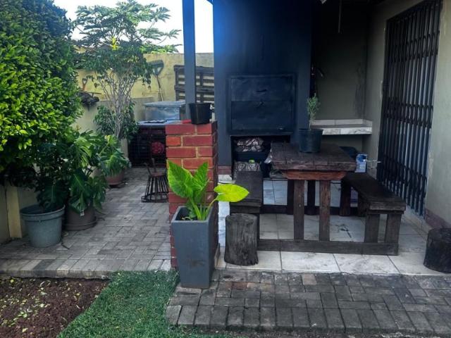 Townhouse for sale in Tlhabane, North West