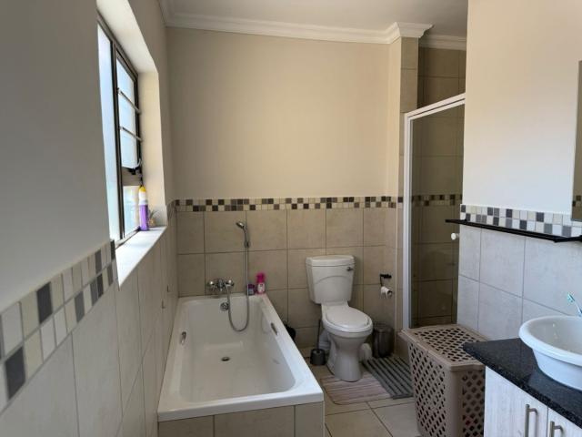 Townhouse for sale in Tlhabane, North West