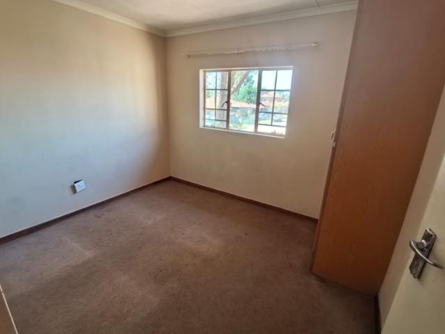 Townhouse for sale in Tlhabane, North West