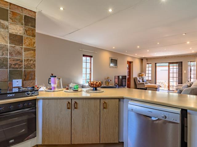 Townhouse for sale in Nooitgedacht, Gauteng