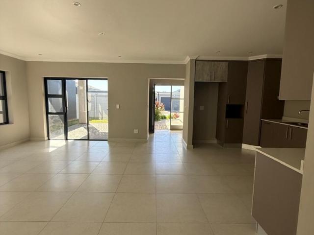 Townhouse for sale in Eastern Cape