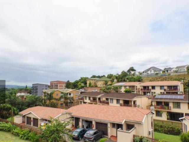 Townhouse for sale in Seaview, Kwazulu-natal