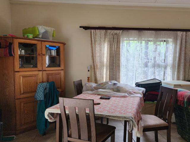 Townhouse for sale in Umkomaas, Kwazulu-natal