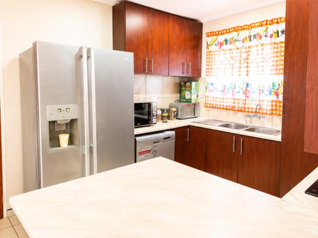 Townhouse for sale in Nellmapius, Gauteng