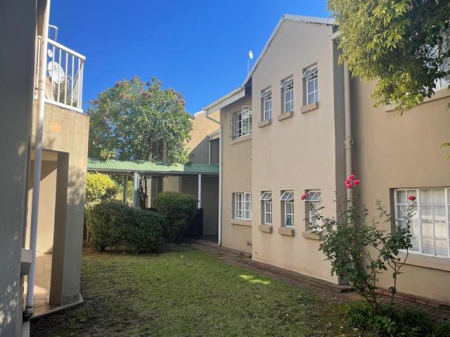 Townhouse for sale in Bloemfontein, Free State