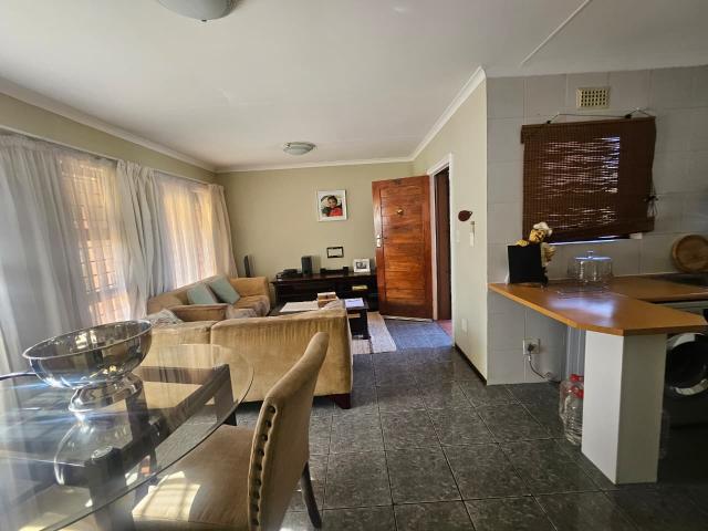 Townhouse for sale in Vosloorus, Gauteng