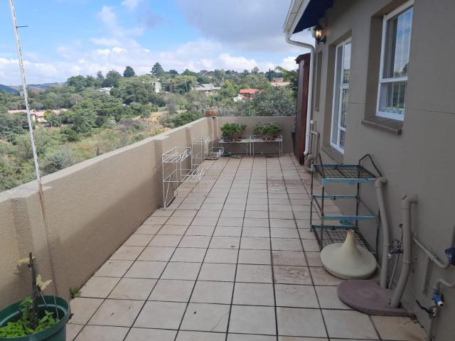 Townhouse for sale in Vosloorus, Gauteng
