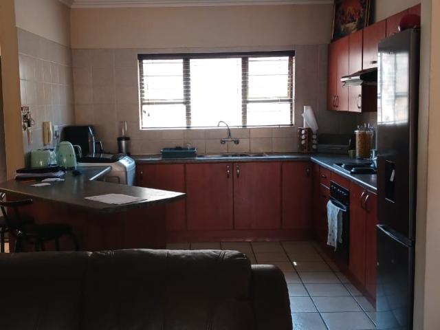 Townhouse for sale in Vosloorus, Gauteng