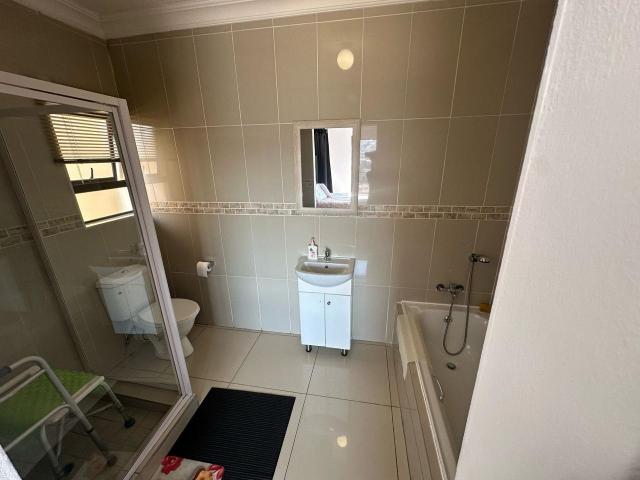 Townhouse for sale in Vosloorus, Gauteng