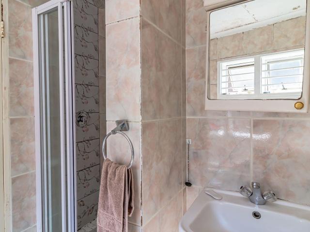 Townhouse for sale in Vosloorus, Gauteng