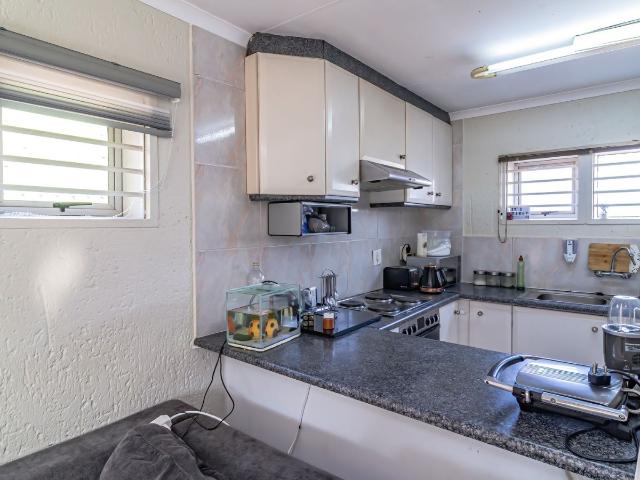 Townhouse for sale in Vosloorus, Gauteng