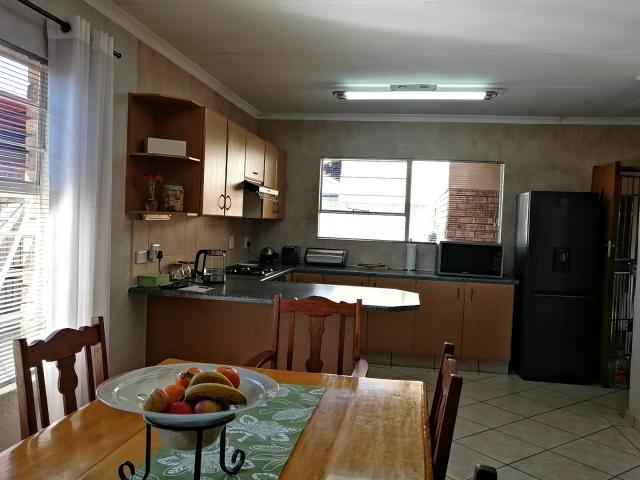 Townhouse for sale in Ekurhuleni, Gauteng
