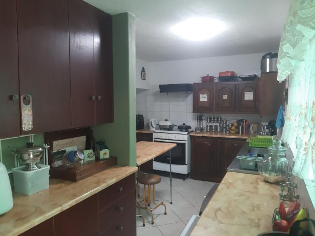 Townhouse for sale in Waterkloof, Gauteng