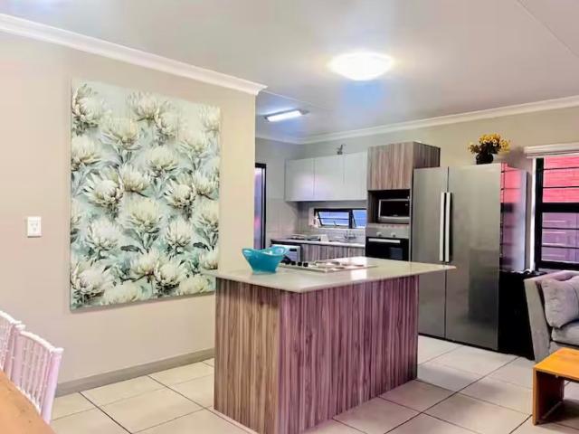 Townhouse for sale in Waterkloof, Gauteng