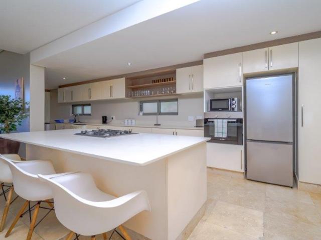 Townhouse for sale in Princess Grant, Kwazulu-natal