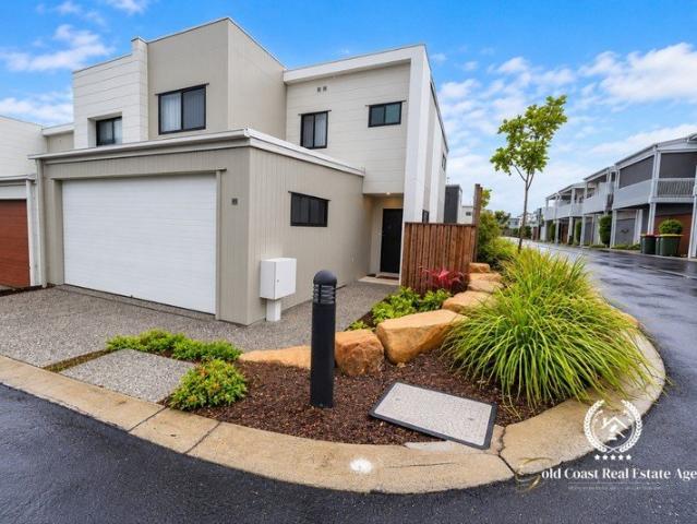 Townhouse for sale in Pimpama, Gold Coast City