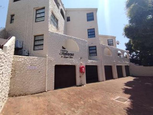 Townhouse for sale in Umhlanga, Kwazulu-natal