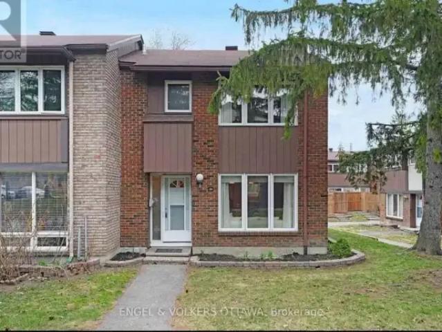 Townhouse for rent in Mulhurst Bay, Ontario