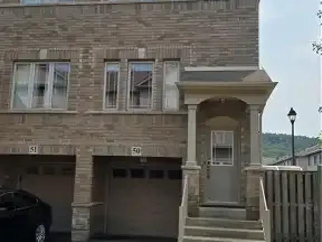 Townhouse for rent in Niagara, Ontario