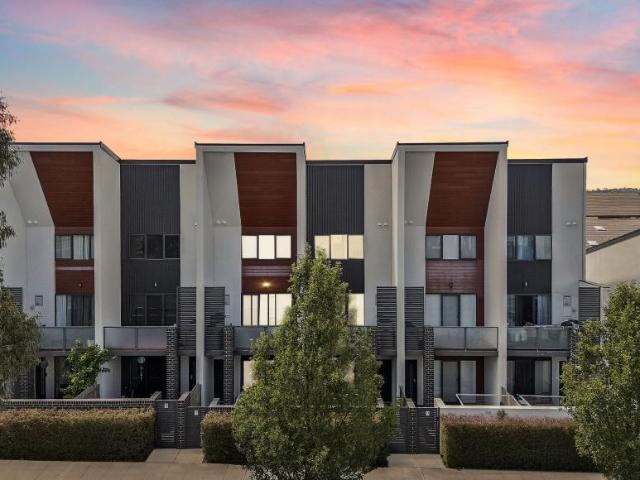 Townhouse for sale in Harrison, District of Gungahlin