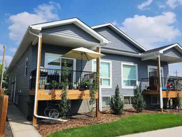 Townhouse for rent in High River, Alberta