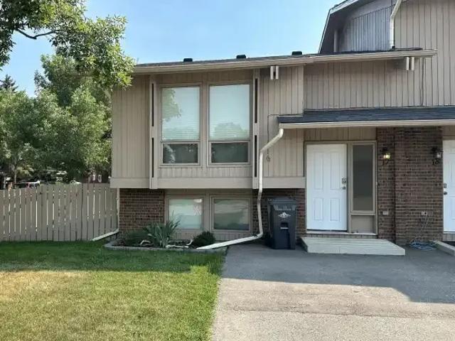 Townhouse for rent in High River, Alberta