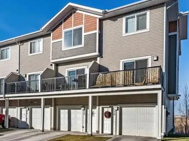Townhouse for rent in High River, Town of High River