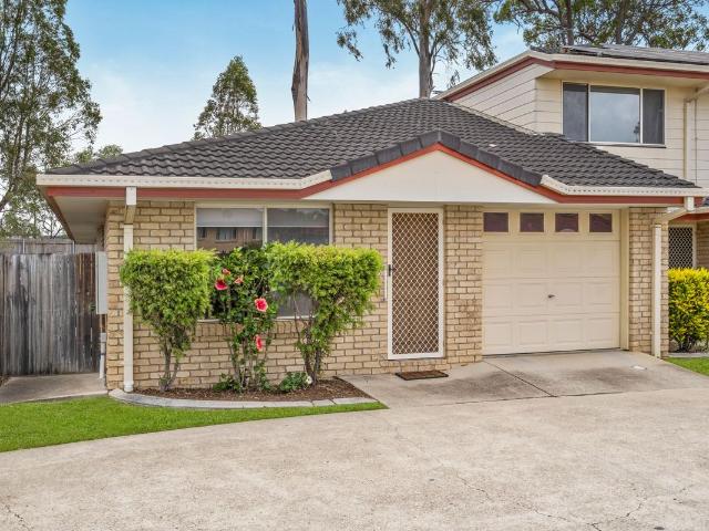 Townhouse for sale in Toombul, Queensland