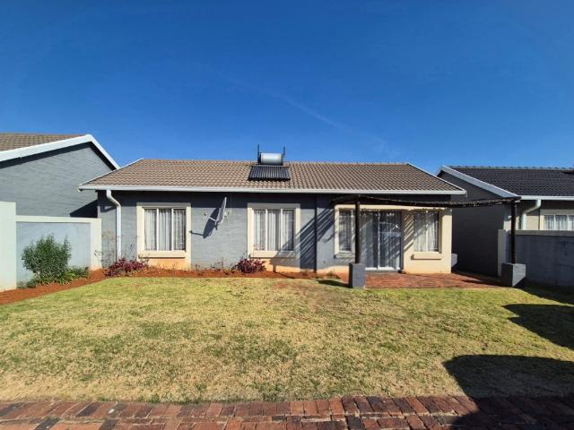 Townhouse for sale in Germiston, City of Ekurhuleni Metropolitan Municipality