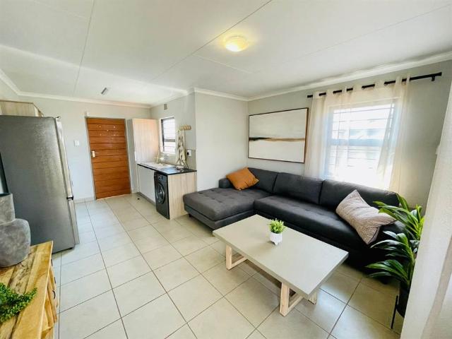 Townhouse for sale in Ekurhuleni, Gauteng