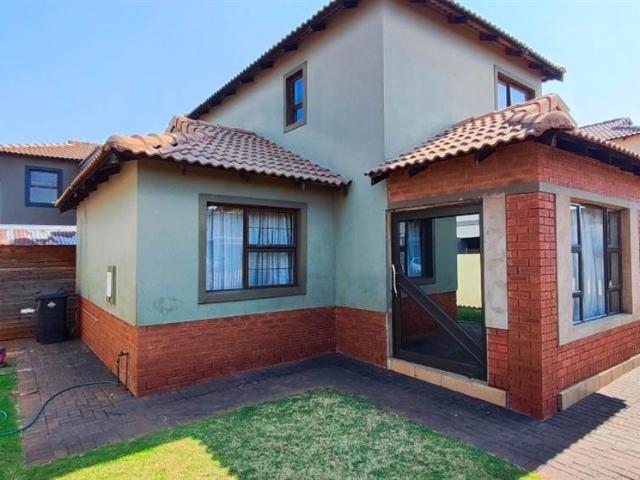 Townhouse for sale in Ekurhuleni, Gauteng