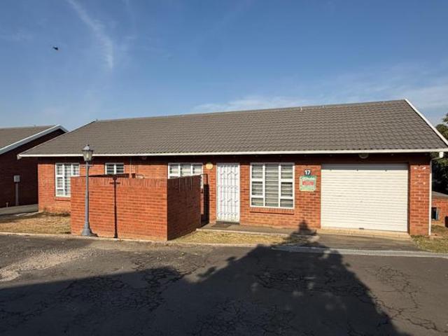 Townhouse for rent in Umgungundlovu, Kwazulu-natal
