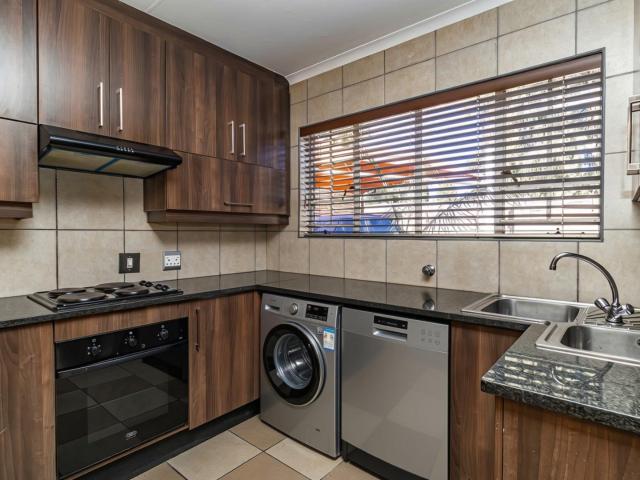Townhouse for sale in Ekurhuleni, Gauteng