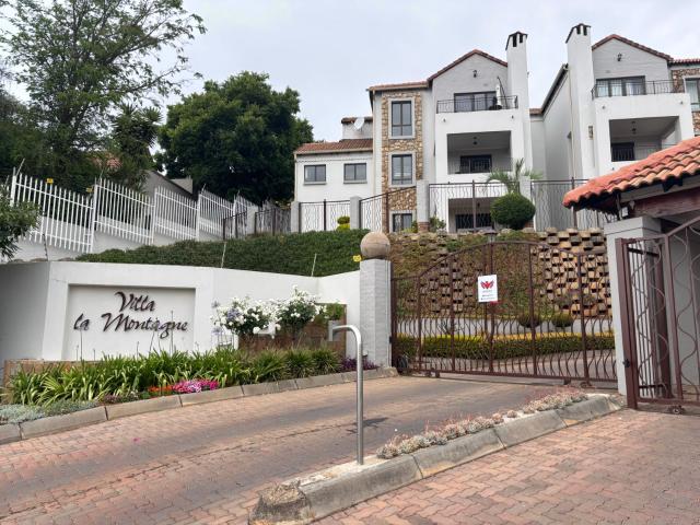 Townhouse for sale in Nooitgedacht, Gauteng