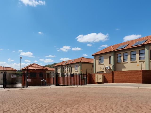 Townhouse for sale in Akasia, Gauteng
