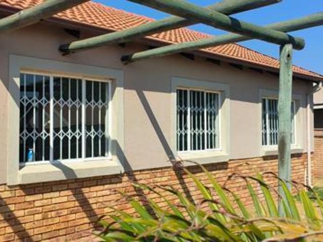 House for rent in Karenpark, Akasia